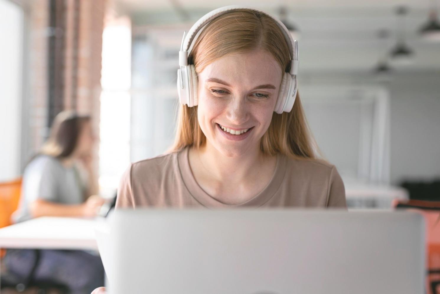 Centre de données moderne avec serveurs haute performance